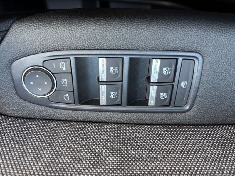 Photo 33 de l'offre de RENAULT SYMBIOZ II 1.6 E-TECH 145 EDC FULL HYBRID TECHNO GPS 10.4" Camera Radars à 29450€ chez Mérignac auto