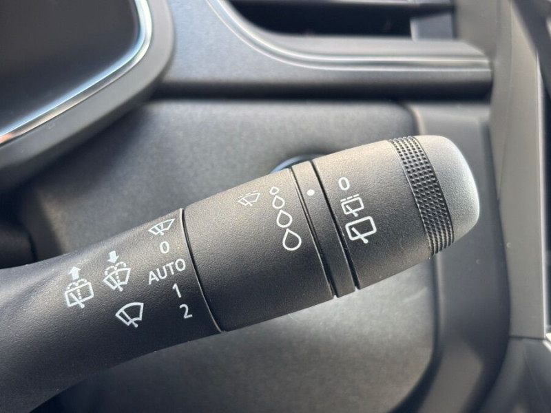 Photo 37 de l'offre de RENAULT SYMBIOZ II 1.6 E-TECH 145 EDC FULL HYBRID TECHNO GPS 10.4" Camera Radars à 29450€ chez Mérignac auto