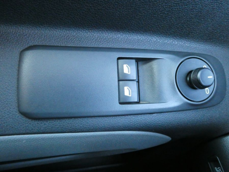 Photo 23 de l'offre de PEUGEOT RIFTER XL LONG 1.5 BlueHDi 100 ACTIVE 5PL N1 Radars à 19950€ chez Mérignac auto