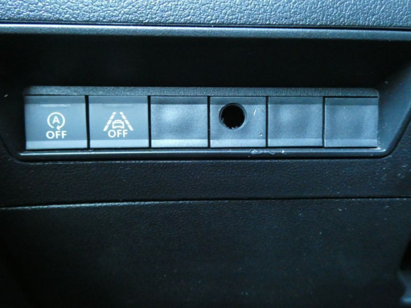 Photo 17 de l'offre de PEUGEOT RIFTER XL LONG 1.5 BlueHDi 100 ACTIVE 5PL Radars à 19950€ chez Mérignac auto