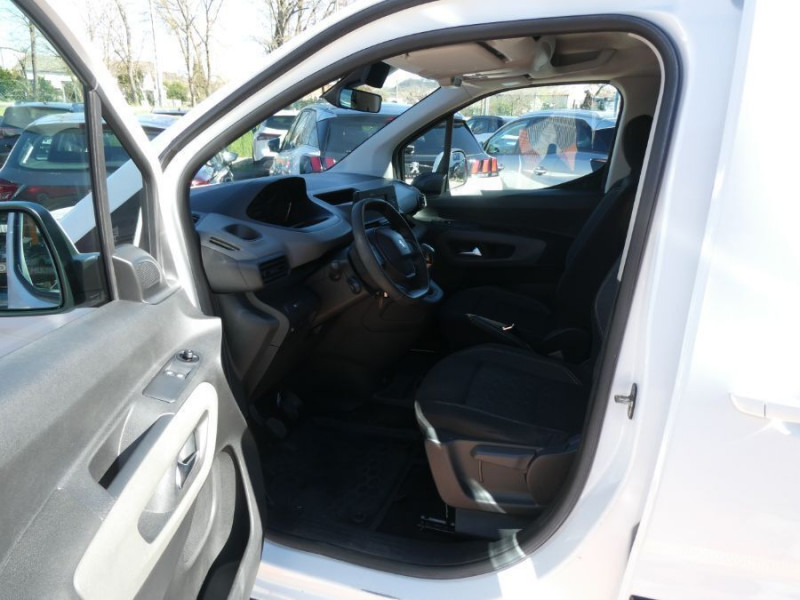 Photo 14 de l'offre de PEUGEOT RIFTER XL LONG 1.5 BlueHDi 100 ACTIVE 5PL N1 Radars à 19950€ chez Mérignac auto