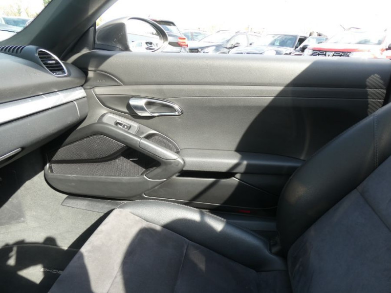 Photo 26 de l'offre de PORSCHE 718 BOXSTER 2.0 TURBO 300cv PDK GPS BOSE JA19 à 52900€ chez Mérignac auto