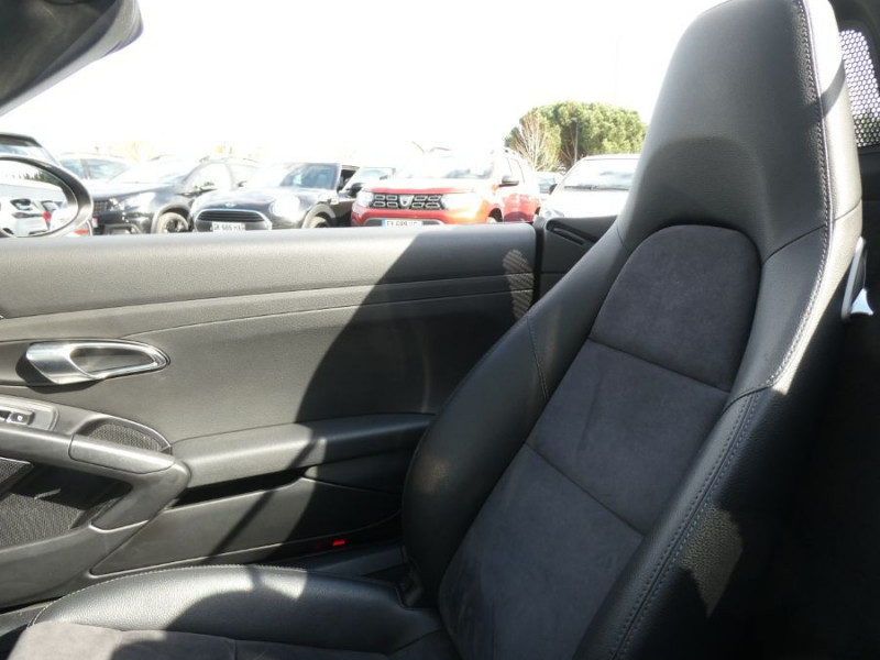 Photo 27 de l'offre de PORSCHE 718 BOXSTER 2.0 TURBO 300cv PDK GPS BOSE JA19 à 52900€ chez Mérignac auto