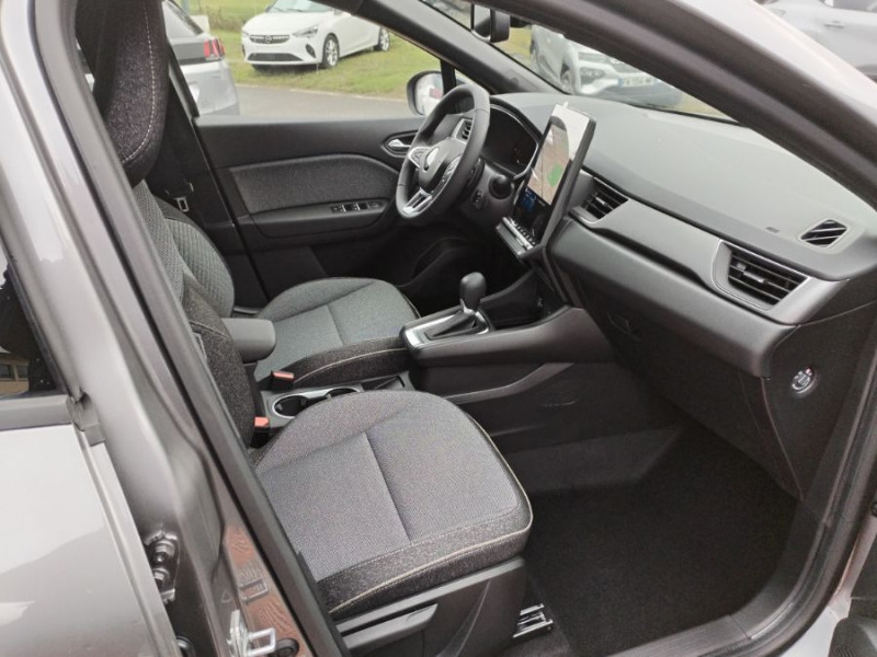 Photo 9 de l'offre de RENAULT CAPTUR II 1.3 MILD HYBRID 160 EDC TECHNO GPS 10.4" Camera Radars à 26470€ chez Mérignac auto