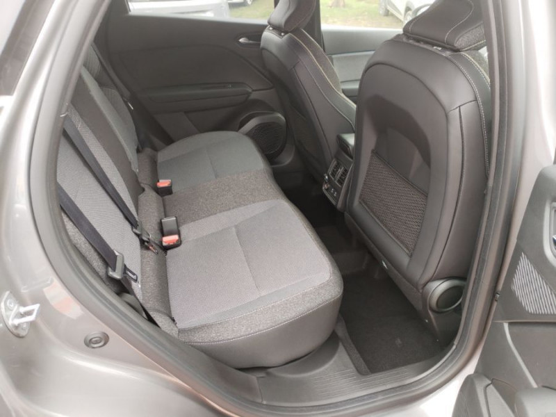 Photo 11 de l'offre de RENAULT CAPTUR II 1.3 MILD HYBRID 160 EDC TECHNO GPS 10.4" Camera Radars à 26470€ chez Mérignac auto