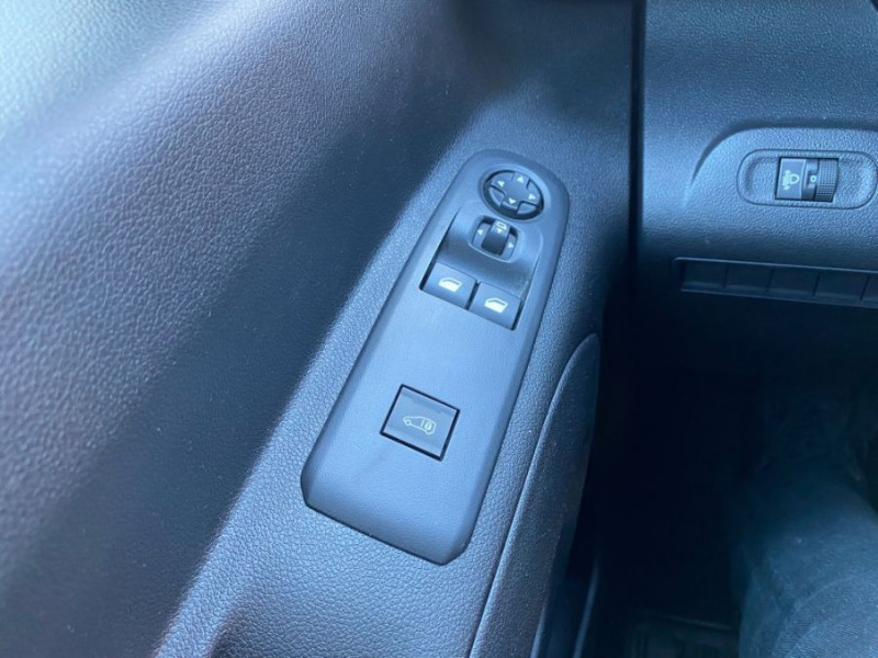 Photo 17 de l'offre de FIAT DOBLO CARGO 1.5 BlueHDi 130 BVM6 CONNECT GPS Camera 1ère Main 17980.H.T. à 17980€ chez Mérignac auto