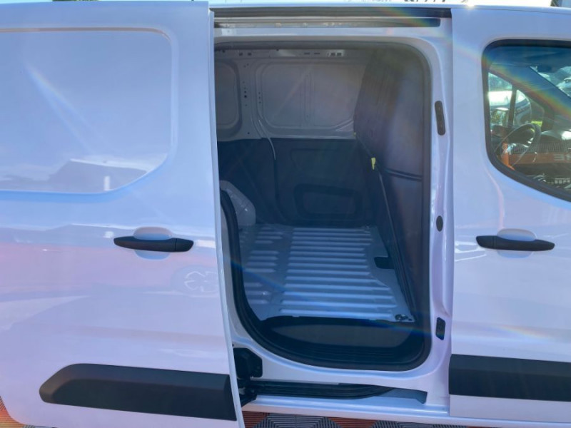 Photo 10 de l'offre de FIAT DOBLO CARGO 1.5 BlueHDi 130 BVM6 CONNECT GPS Camera 1ère Main 17980.H.T. à 17980€ chez Mérignac auto