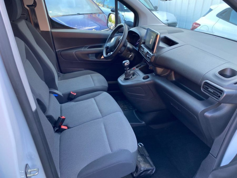 Photo 12 de l'offre de FIAT DOBLO CARGO 1.5 BlueHDi 130 BVM6 CONNECT GPS Camera 1ère Main 17980.H.T. à 17980€ chez Mérignac auto