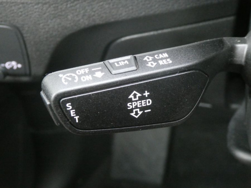 Photo 29 de l'offre de AUDI Q2 New 35 TFSI 150 S Tronic S LINE Ext. GPS Camera Hayon EL. à 30950€ chez Mérignac auto