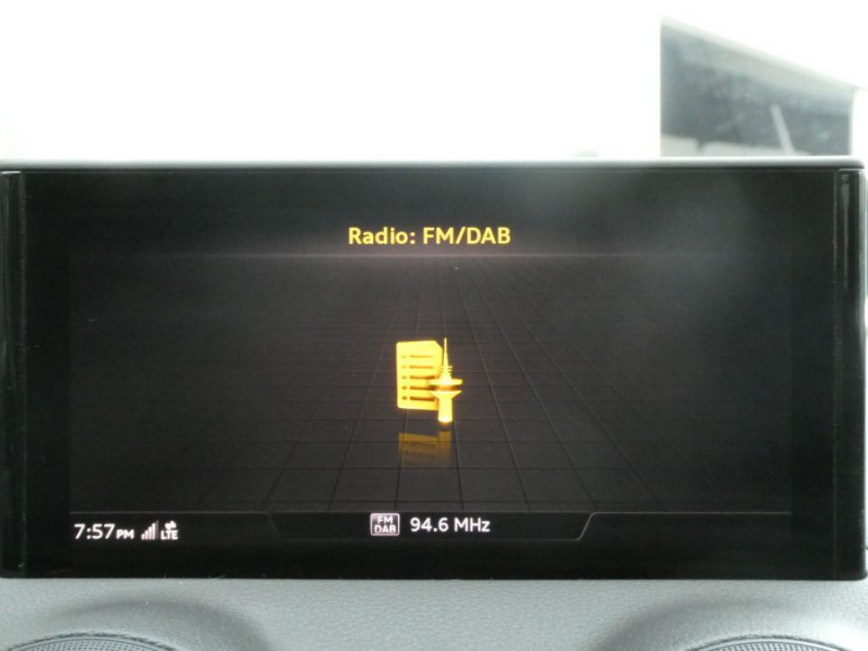 Photo 20 de l'offre de AUDI Q2 New 35 TFSI 150 S Tronic S LINE Ext. GPS Camera Hayon EL. à 30950€ chez Mérignac auto