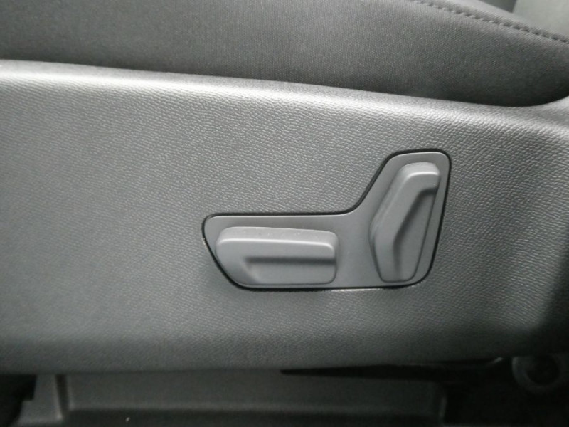 Photo 25 de l'offre de CITROEN C5 AIRCROSS NEW (2) 1.5 BlueHDi 130 EAT8 MAX à 29950€ chez Mérignac auto