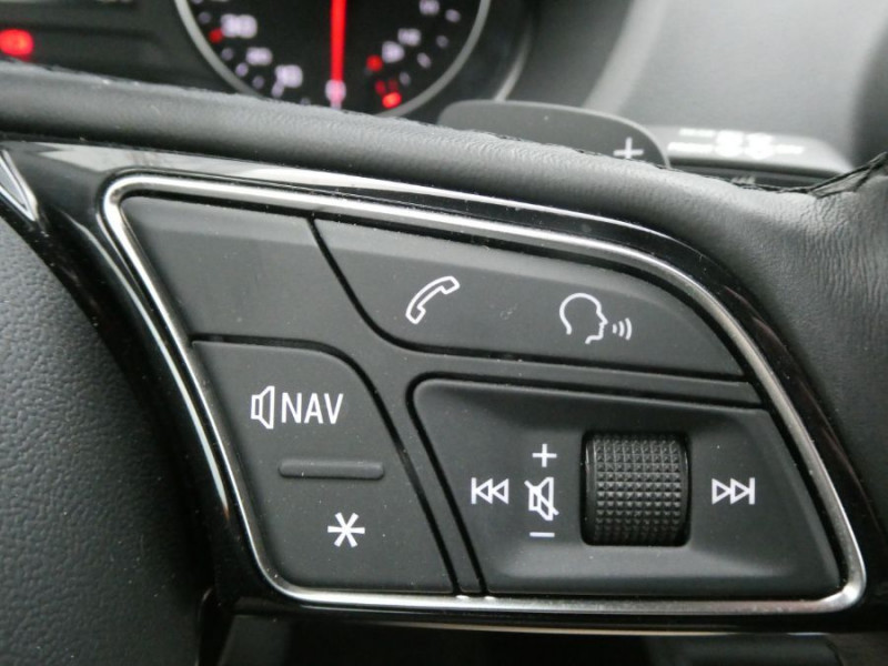 Photo 26 de l'offre de AUDI Q2 New 35 TFSI 150 S Tronic S LINE Ext. GPS Camera Hayon EL. à 30950€ chez Mérignac auto