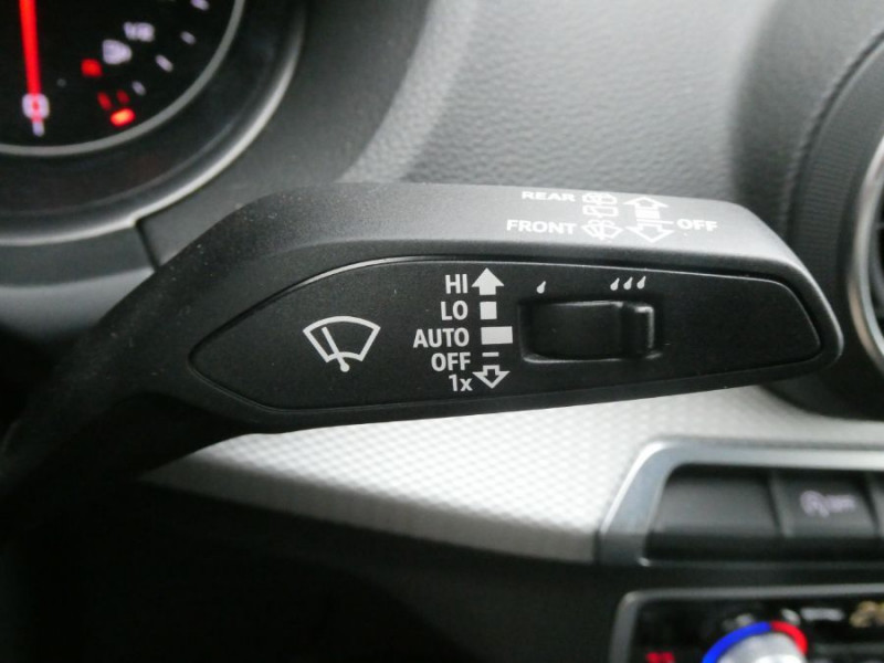 Photo 28 de l'offre de AUDI Q2 New 35 TFSI 150 S Tronic S LINE Ext. GPS Camera Hayon EL. à 30950€ chez Mérignac auto