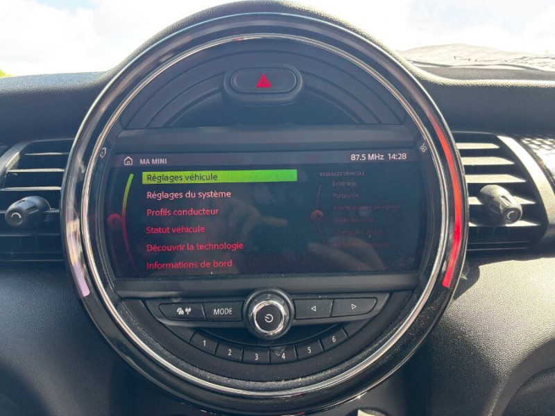 Photo 26 de l'offre de MINI MINI III 2.0 COOPER S 192 BVA7 TOE HIFI JA17 à 23950€ chez Mérignac auto