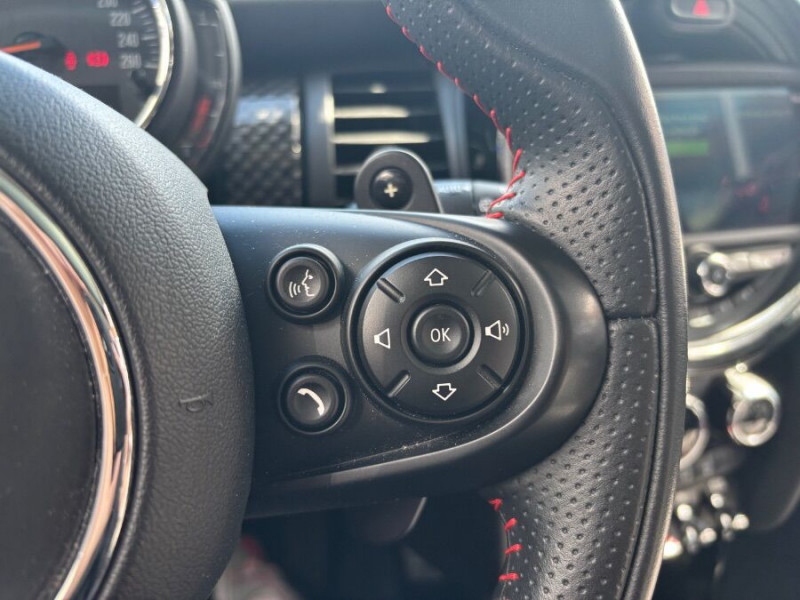 Photo 20 de l'offre de MINI MINI III 2.0 COOPER S 192 BVA7 TOE HIFI JA17 à 23950€ chez Mérignac auto