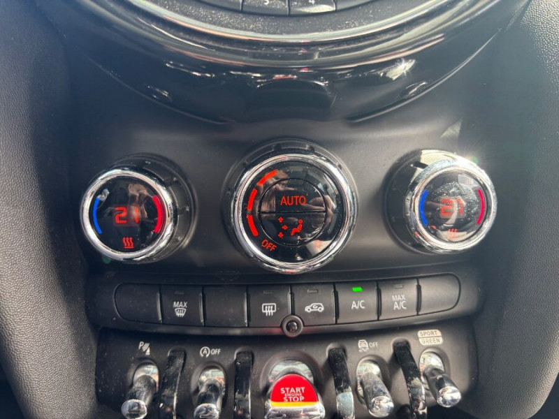 Photo 15 de l'offre de MINI MINI III 2.0 COOPER S 192 BVA7 TOE HIFI JA17 à 23950€ chez Mérignac auto