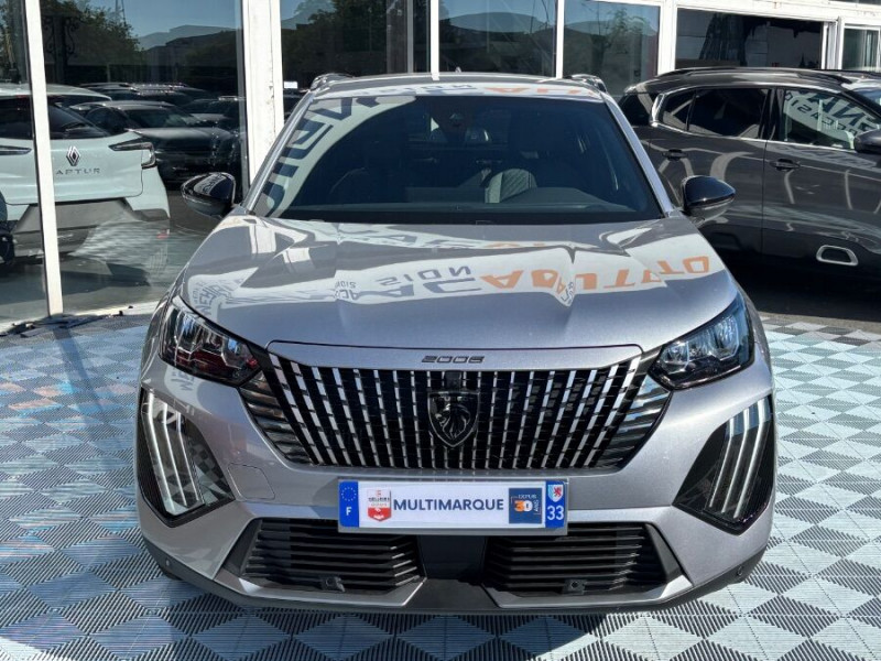 Photo 8 de l'offre de PEUGEOT 2008 II (2) 1.2 HYBRID 145 e-DCS6 ALLURE Camera à 26450€ chez Mérignac auto