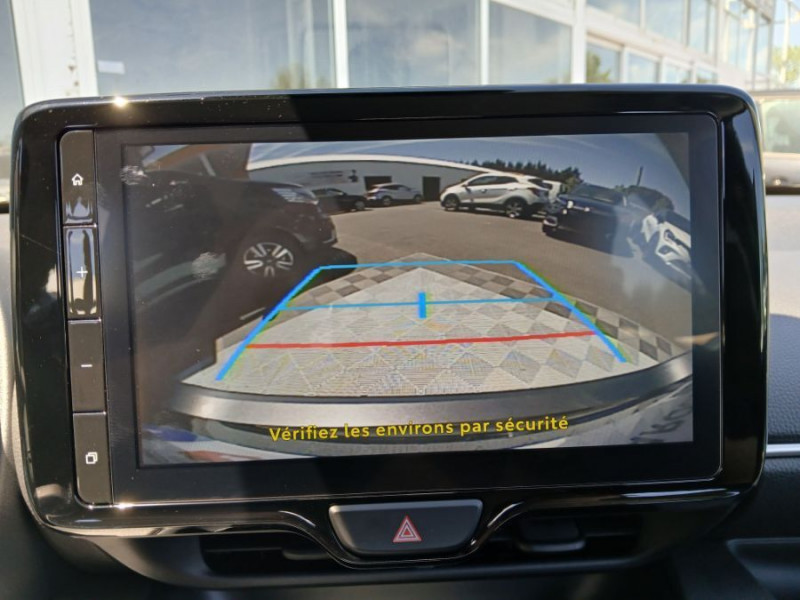 Photo 5 de l'offre de TOYOTA YARIS IV HYBRIDE 116H BVA DYNAMIC PACK CONFORT BUSINESS Jantes Alu Camera Radars à 23790€ chez Mérignac auto