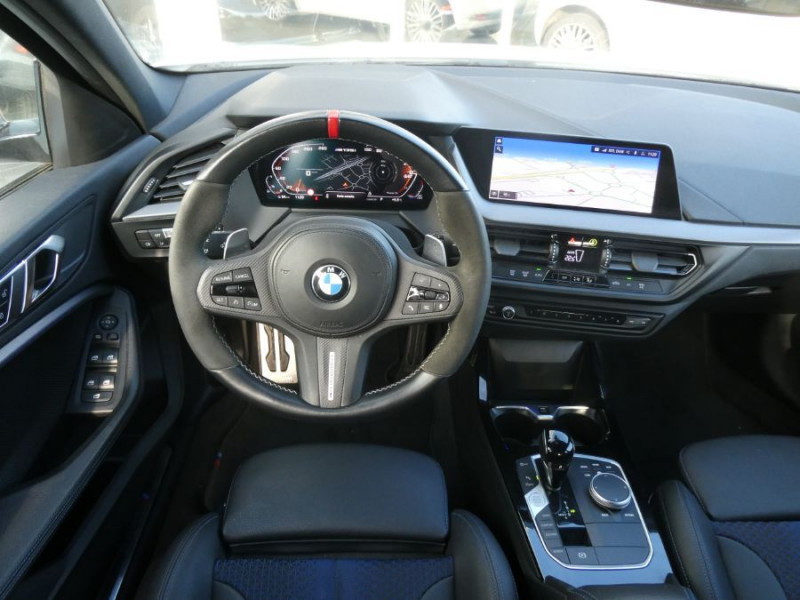 Photo 4 de l'offre de BMW SERIE 1 M135i 306cv XDRIVE M SPORT Pack Ext. M Française à 39500€ chez Mérignac auto