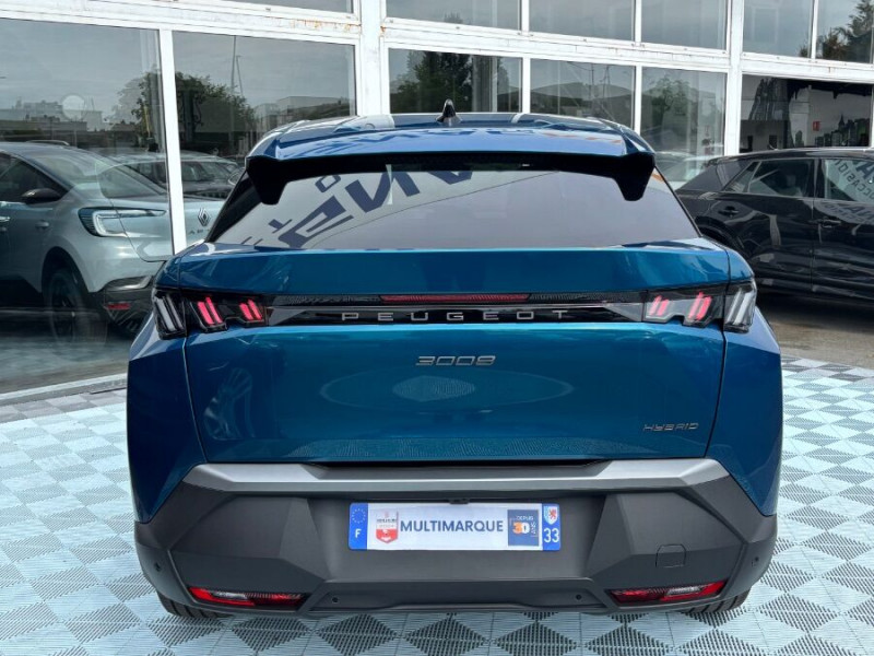 Photo 10 de l'offre de PEUGEOT 3008 HYBRID 145 e-DCS6 ALLURE Panoramic Pack à 32450€ chez Mérignac auto
