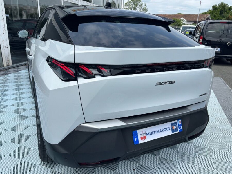 Photo 11 de l'offre de PEUGEOT 3008 HYBRID 145 e-DCS6 GT Hayon Elect. LED Pixel SC à 34890€ chez Mérignac auto