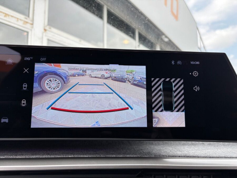 Photo 8 de l'offre de PEUGEOT 3008 HYBRID 145 e-DCS6 GT Hayon Elect. LED Pixel SC à 34890€ chez Mérignac auto