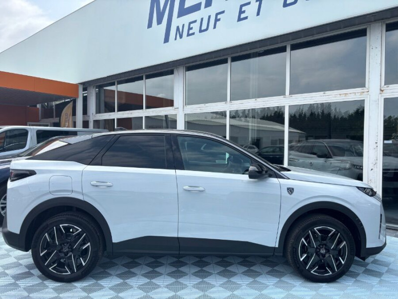 Photo 12 de l'offre de PEUGEOT 3008 HYBRID 145 e-DCS6 GT Hayon Elect. LED Pixel SC à 34890€ chez Mérignac auto