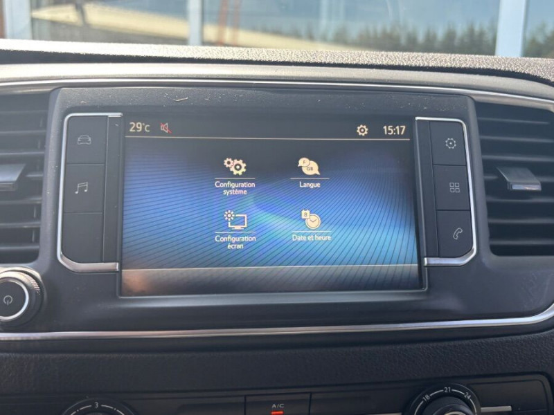 Photo 20 de l'offre de TOYOTA PROACE VAN 2.0 D-4D 140 BVM6 L2 VX Attel. 21450.H.T. à 21450€ chez Mérignac auto