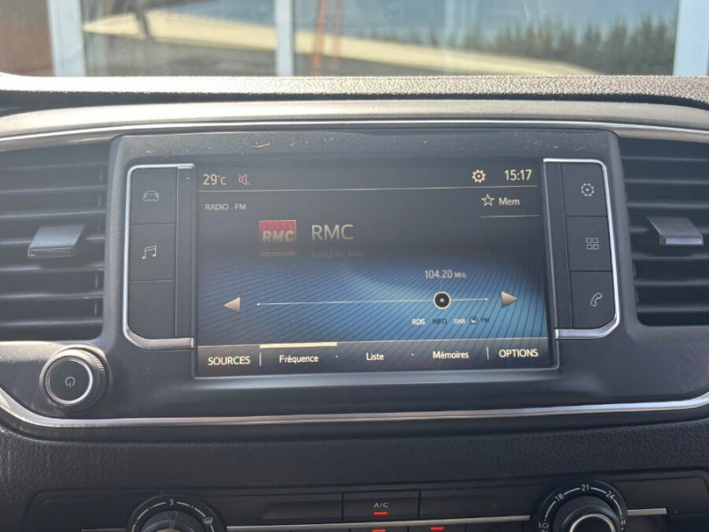 Photo 17 de l'offre de TOYOTA PROACE VAN 2.0 D-4D 140 BVM6 L2 VX Attel. 21450.H.T. à 21450€ chez Mérignac auto