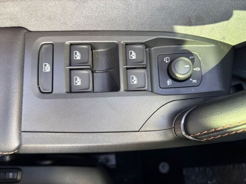 Photo 26 de l'offre de CUPRA FORMENTOR 2.0 TDI 150 DSG DYNAMIC DESIGN Baquets SEM TOE JA18 Gtie 2030 à 41250€ chez Mérignac auto