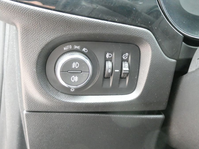 Photo 34 de l'offre de OPEL CORSA VI 1.2 Turbo 100 BVM6 ELEGANCE Camera Radars CarPlay JA16 à 13450€ chez Mérignac auto