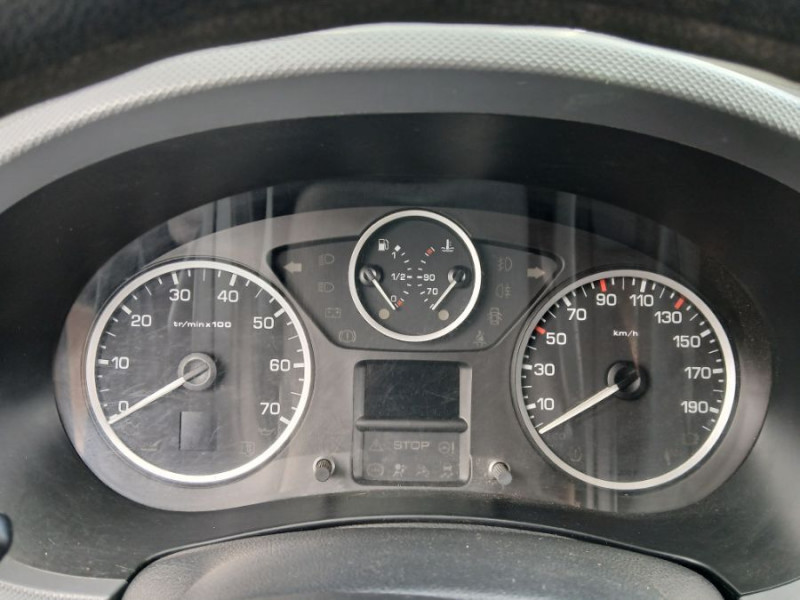 Photo 13 de l'offre de CITROEN BERLINGO FOURGON 1.6 BlueHDi 100 ETG6 CLUB GPS Casiers 10450 .H.T. à 10450€ chez Mérignac auto