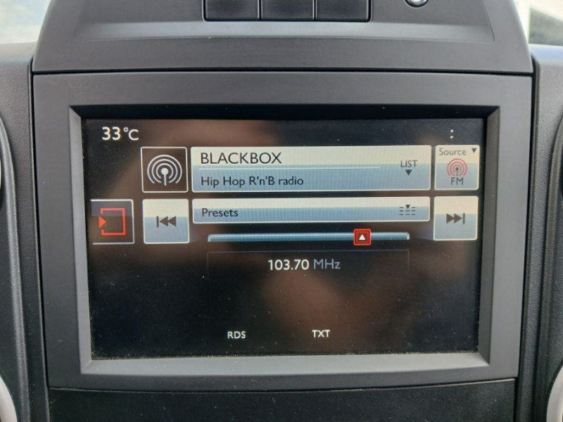 Photo 22 de l'offre de CITROEN BERLINGO FOURGON 1.6 BlueHDi 100 ETG6 CLUB GPS Casiers 10450 .H.T. à 10450€ chez Mérignac auto