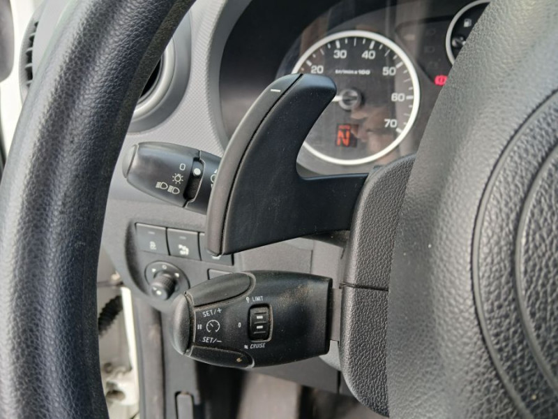 Photo 15 de l'offre de CITROEN BERLINGO FOURGON 1.6 BlueHDi 100 ETG6 CLUB GPS Casiers 10450 .H.T. à 10450€ chez Mérignac auto