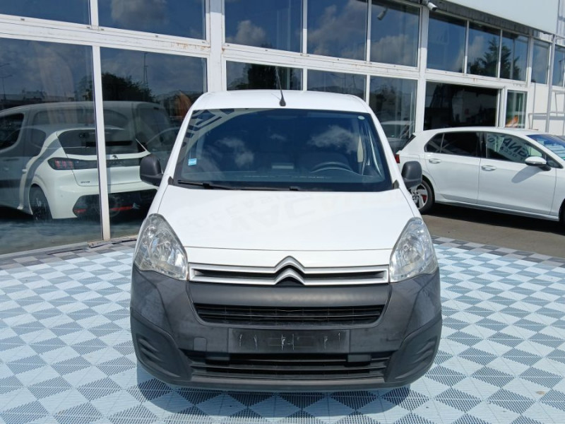 Photo 2 de l'offre de CITROEN BERLINGO FOURGON 1.6 BlueHDi 100 ETG6 CLUB GPS Casiers 10450 .H.T. à 10450€ chez Mérignac auto