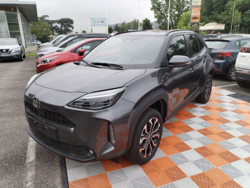 Toyota YARIS CROSS 1.5 HYBRIDE 116H BVA DESIGN SC JA17 Camera Key Less ACC Hybride GRIS MAGNETIC FONCE Neuf à vendre