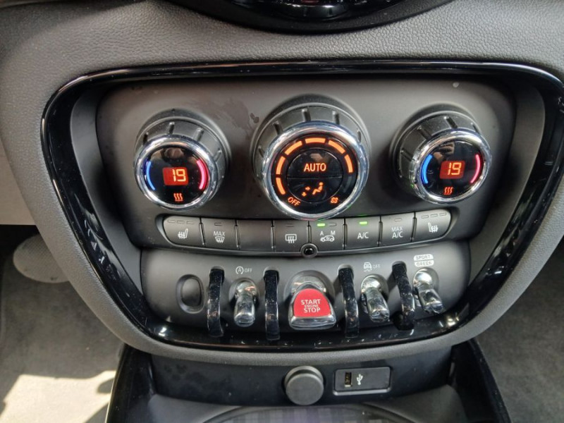 Photo 26 de l'offre de MINI CLUBMAN III 1.5 136 BVA COOPER GPS LED Camera CarPlay JA18 Key Less SC 1ère Main à 27950€ chez Mérignac auto