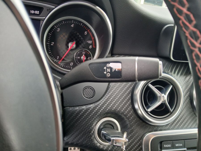 Photo 16 de l'offre de MERCEDES-BENZ CLASSE A 200D 136 BVA BUSINESS EXECUTIVE AMG LINE à 20450€ chez Mérignac auto