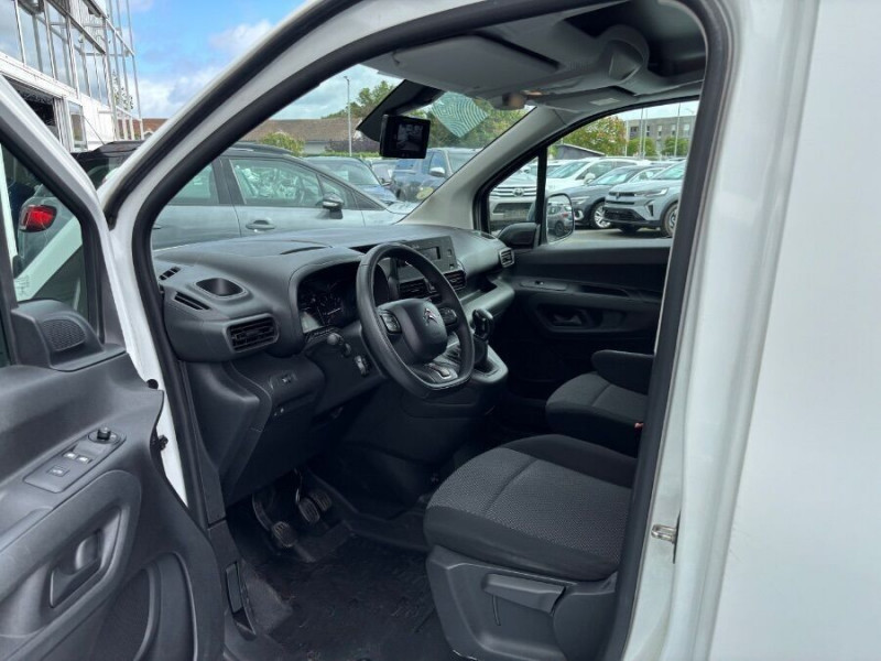 Photo 4 de l'offre de CITROEN BERLINGO 1.5 BlueHDi 100 CLUB Camera Pack Chantier Safety+ Grip Cont. 11970.H.T. à 11970€ chez Mérignac auto