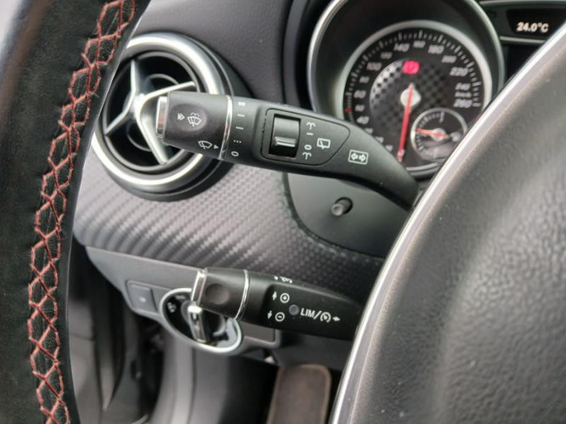 Photo 15 de l'offre de MERCEDES-BENZ CLASSE A 200D 136 BVA BUSINESS EXECUTIVE AMG LINE à 20450€ chez Mérignac auto