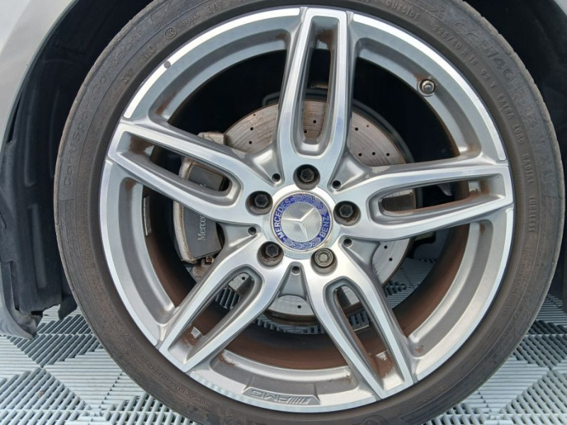 Photo 10 de l'offre de MERCEDES-BENZ CLASSE A 200D 136 BVA BUSINESS EXECUTIVE AMG LINE à 20450€ chez Mérignac auto