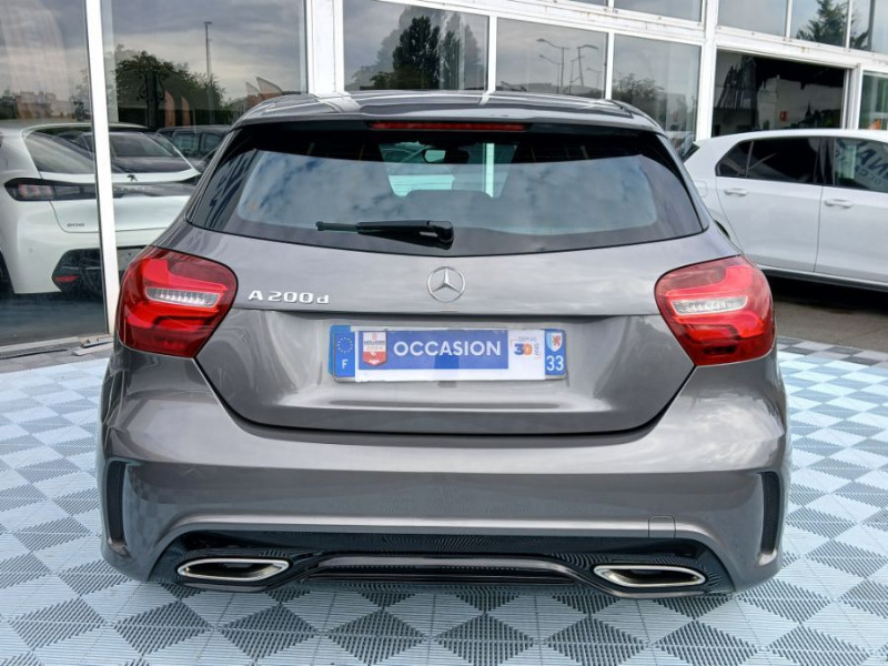 Photo 8 de l'offre de MERCEDES-BENZ CLASSE A 200D 136 BVA BUSINESS EXECUTIVE AMG LINE à 20450€ chez Mérignac auto