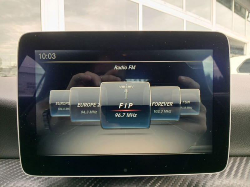 Photo 22 de l'offre de MERCEDES-BENZ CLASSE A 200D 136 BVA BUSINESS EXECUTIVE AMG LINE à 20450€ chez Mérignac auto