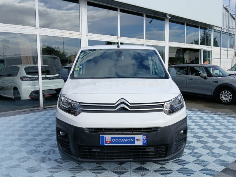 Photo 8 de l'offre de CITROEN BERLINGO 1.5 BlueHDi 100 CLUB Camera Pack Chantier Safety+ Grip Cont. 11970.H.T. à 11970€ chez Mérignac auto