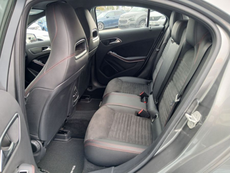 Photo 34 de l'offre de MERCEDES-BENZ CLASSE A 200D 136 BVA BUSINESS EXECUTIVE AMG LINE à 20450€ chez Mérignac auto