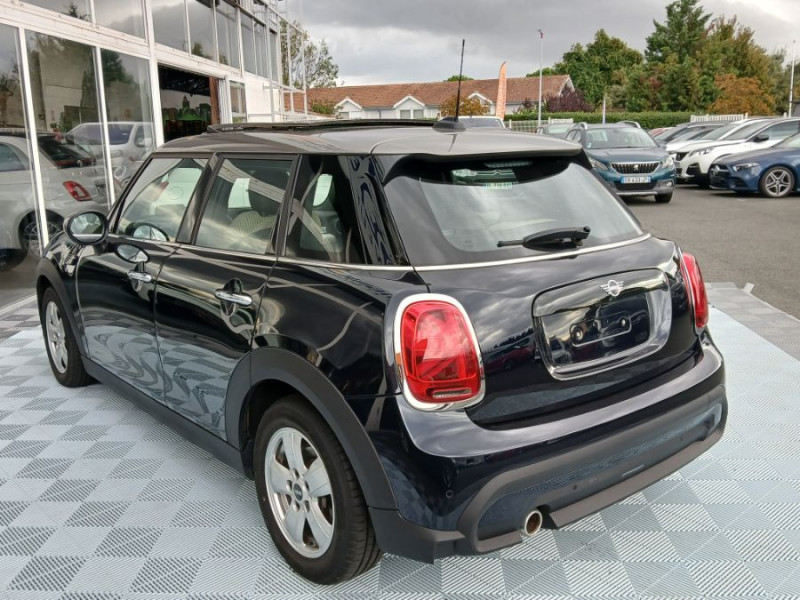 Photo 3 de l'offre de MINI MINI III (F56) NEW 1.5i 136 BVA7 COOPER 5P TOE Camera CarPlay HUD SC à 24950€ chez Mérignac auto