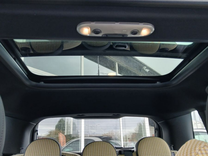Photo 39 de l'offre de MINI MINI III (F56) NEW 1.5i 136 BVA7 COOPER 5P TOE Camera CarPlay HUD SC à 24950€ chez Mérignac auto