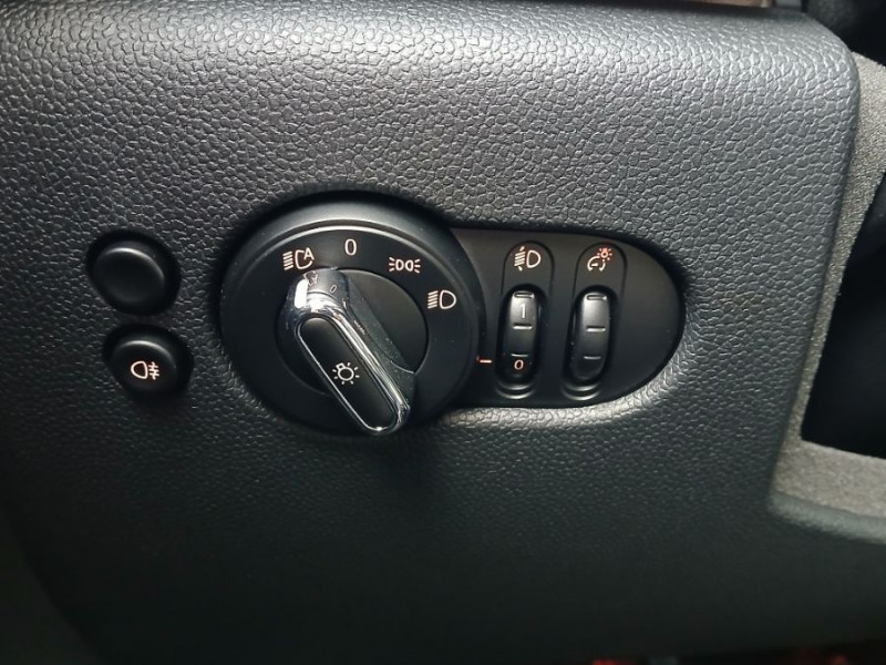 Photo 24 de l'offre de MINI MINI III (F56) NEW 1.5i 136 BVA7 COOPER 5P TOE Camera CarPlay HUD SC à 24950€ chez Mérignac auto