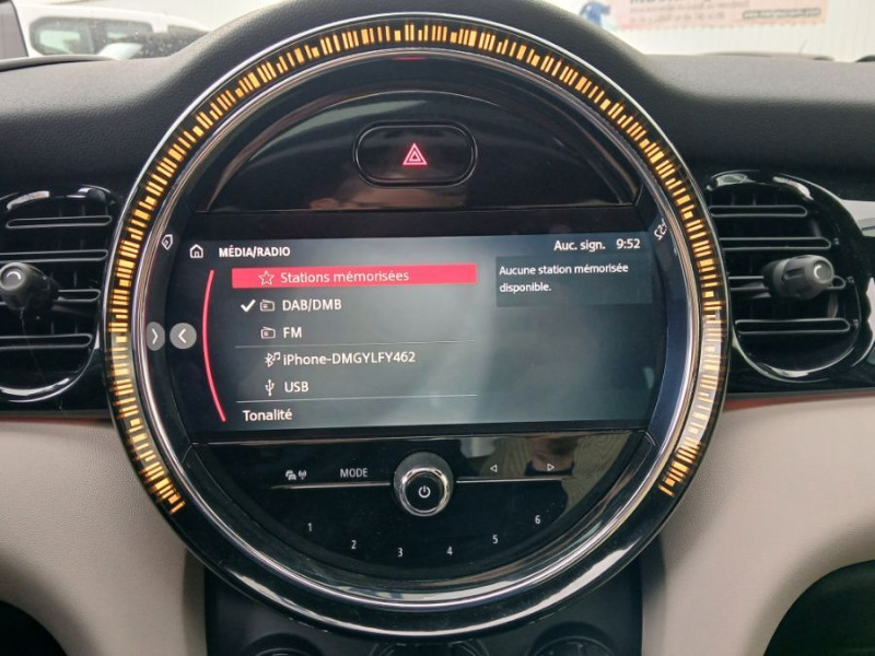 Photo 27 de l'offre de MINI MINI III (F56) NEW 1.5i 136 BVA7 COOPER 5P TOE Camera CarPlay HUD SC à 24950€ chez Mérignac auto