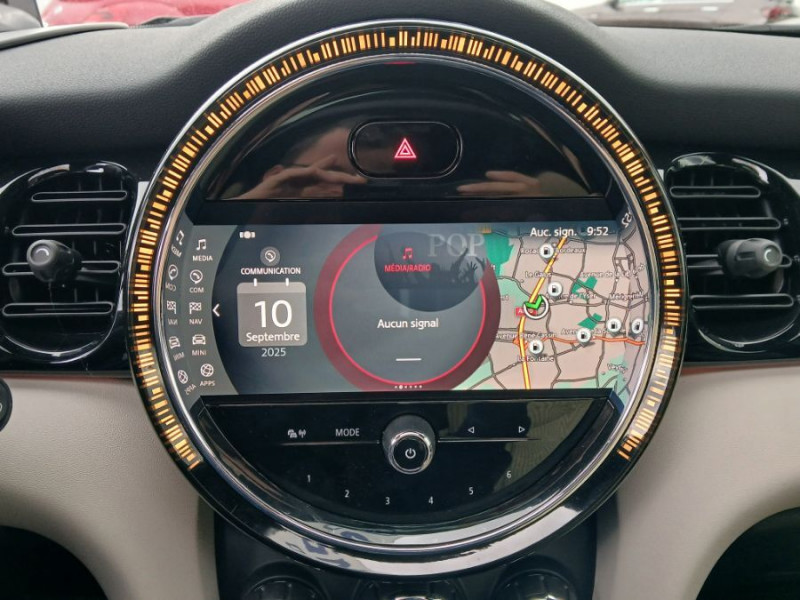 Photo 25 de l'offre de MINI MINI III (F56) NEW 1.5i 136 BVA7 COOPER 5P TOE Camera CarPlay HUD SC à 24950€ chez Mérignac auto